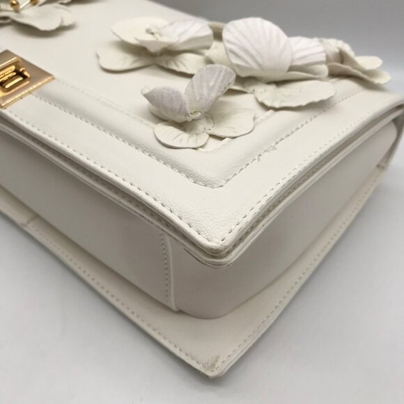 I.N.C. International Concepts Vanilla Ajae Flap Floral Crossbody Bag - Picture 7 of 11